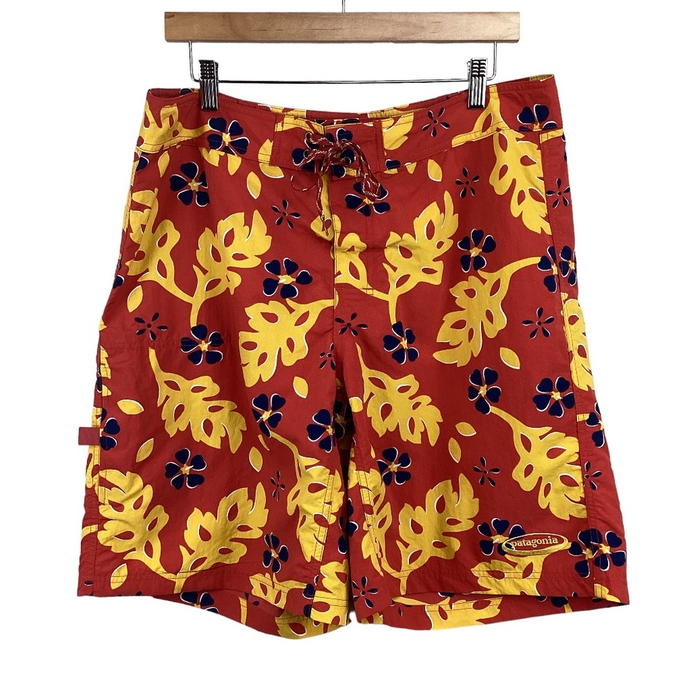 Patagonia Mens Swimming Trunks Size 36 Surf Shorts Red-orange‎ Yellow Blue